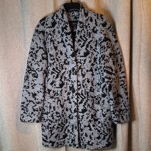 Banana Republic Black and Gray Patterned Teddy Jacket